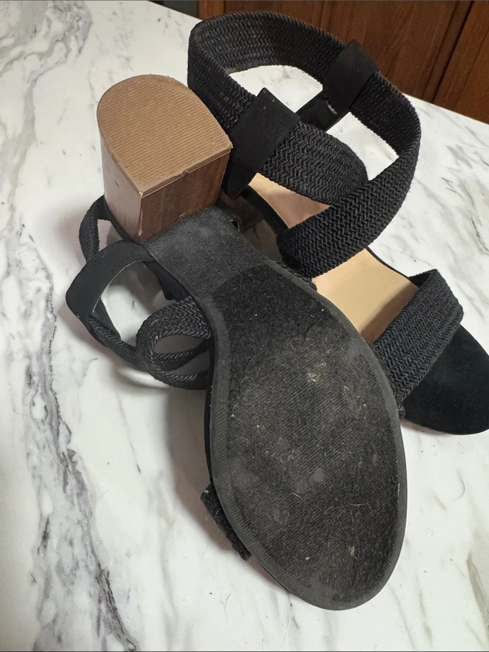 Cityclassified Black Crisscross Strap Sandals